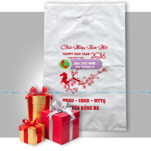 thiết kế in túi nilon đựng quà biếu tặng theo yêu cầu